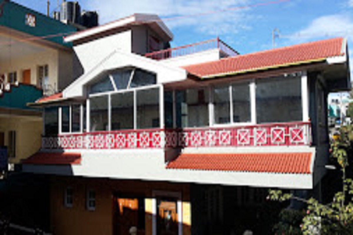  Hotel Nakshatra Grand