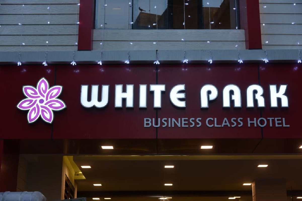  White Park Business Class Hotel