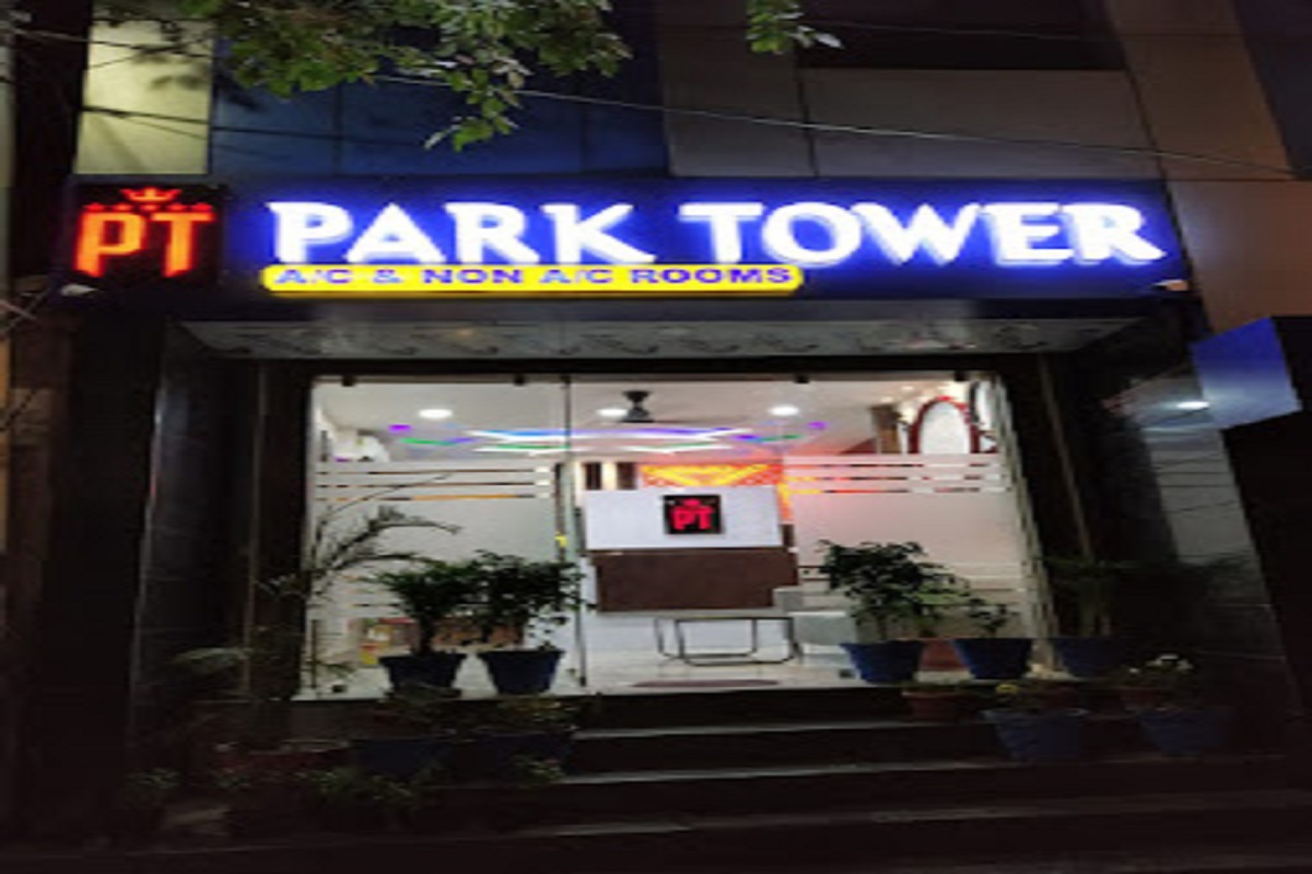  Hotel Park Tower