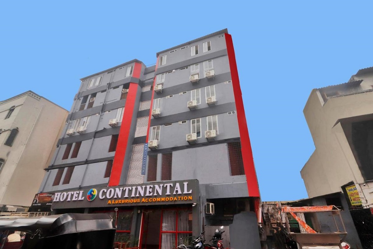  Hotel S. Continental