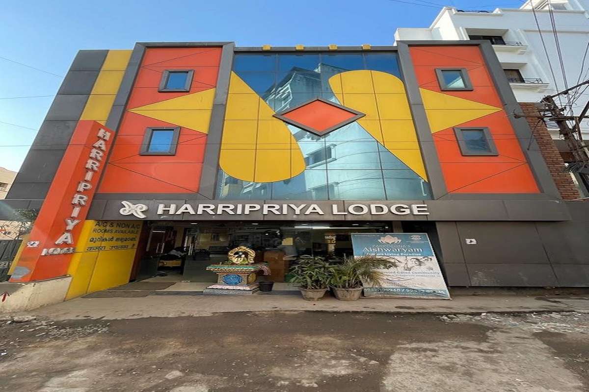  Hotel Hari Priya