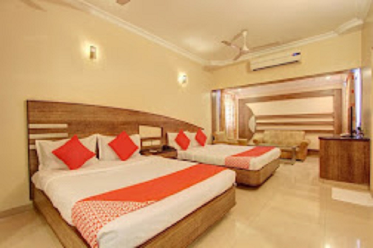  Hotel Sree Murugan