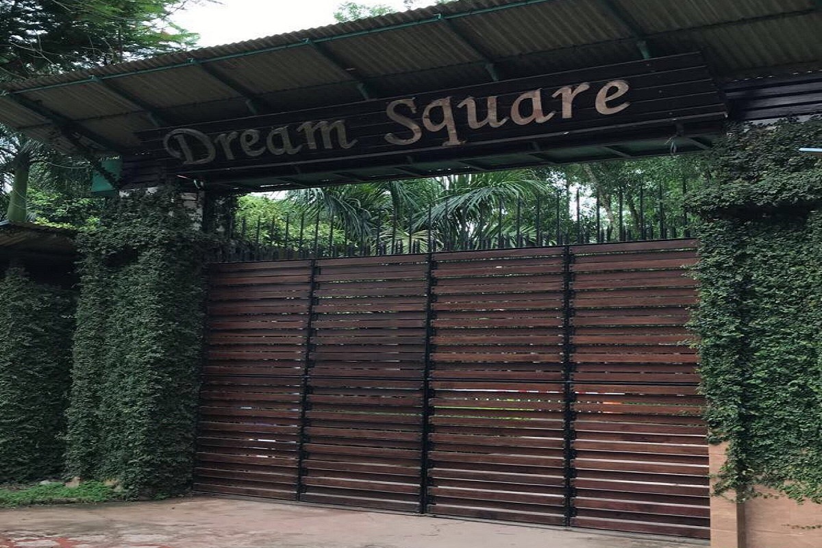  Dream Square Resort