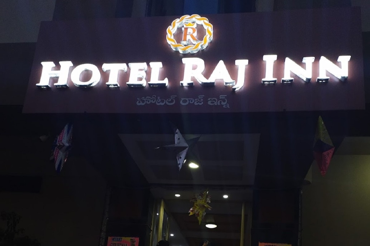  Hotel Raj Inn